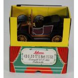 SCHUCO MODERN 'OLD TIMER' BOXED TIN PLATE CLOCKWORK RENAULT 6CV/1911 VOITURETTE CLASSIC CAR the