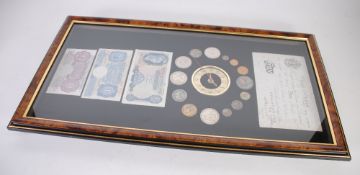 SMALL FRAMED COLLECTION OF NINETEENTH CENTURY AND LATER COINS/TWENTIETH CENTURY BANKNOTES, to