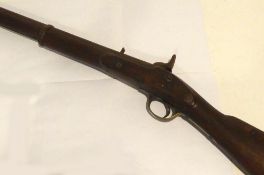 19th CENTURY, CRUDELY MADE, PERCUSSION CARBINE, the full stocked 29" (70.7cm) barrel with elementary