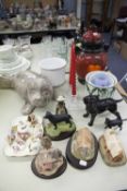 A COLLECTION OF TWENTIETH CENTURY DECORATIVE CERAMICS TO INCLUDE; GREY SEAL PUP, CROWN WINDSOR TEA