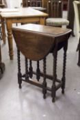 SMALL OAK GATELEG DINING TABLE