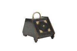 VICTORIAN EBONISED AND BRASS MOUNTED COAL PURDONIUM, with central carrying handle