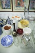 MIXED LOT TO INCLUDE; GLASS AND POTTERY, JELLY MOULDS, VASES ETC...