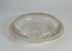 1930s RENE LALIQUE 'MARGUERITE' PATTERN MOULDED GLASS BOWL of shallow form with border, moulded with
