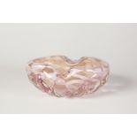 BAROVIER AND TOSO PINK GRAFFITO GLASS BOWL, of oval bulbous lobated form, 3" (7.6cm) high, 8" x 6