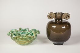 TWO PIECES OF BAROVIER AND TOSO MURANO GLASS, COMPRISING; a TWO HANDLED BOTTLE SHAPED BOLLICINE VASE