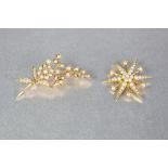 AN EDWARDIAN 15ct GOLD AND SEED PEARL SET STELLATE BROOCH, with matching foliated spray BROOCH en