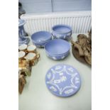 THREE WEDGWOOD JASPERWARE BOWLS, WALL PLATE AND AN ASHTRAY (5)