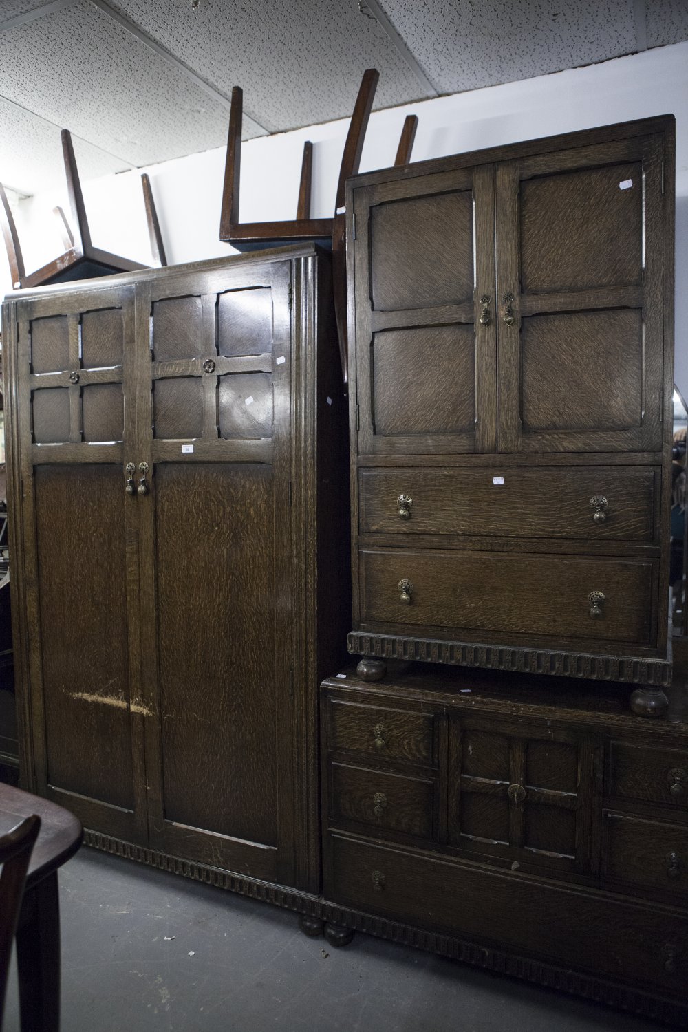 A VICTORIAN OAK THREE PIECE BEDROOM SUITE, COMPRISING; A TALLBOY, A DRESSING TABLE, WITH SHAPED