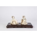 FINELY CARVED PAIR OF JAPANESE MEIJI PERIOD ONE PIECE IVORY FIGURES OF ELEGANTLY ATTIRED AND