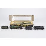 TRIX TRAINS MINT AND BOXED 4-6-2 LOCOMOTIVE AND TENDER A.H Peppercorn No 525, LNER, green, window