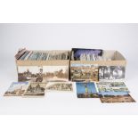 IN EXCESS OF 700 EARLY TWENTIETH CENTURY AND LATER POSTCARDS, mainly world topographical, SOUVENIR