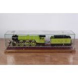 MODERN 'O'GAUGE STATIC MODEL OF 4-6- 2 LOCOMOTIVE AND TENDER FLYING SCOTSMAN NO 4472 depicted in