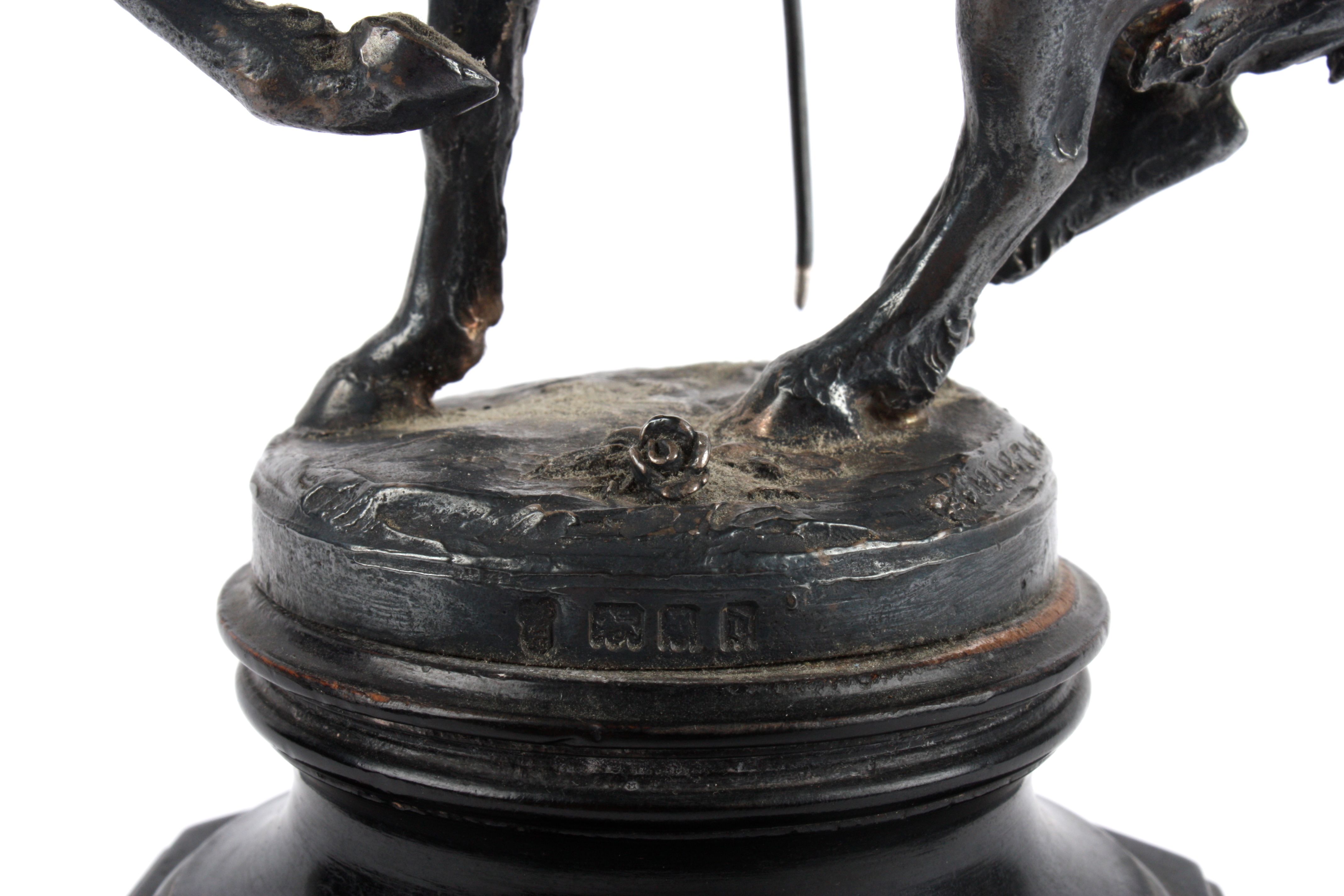 An Edwardian silver Knight on horseback figurine, London 1919 modelled as a knight on horseback - Image 4 of 4