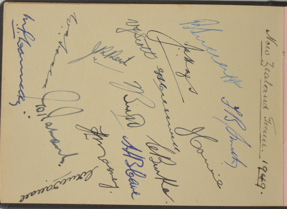 Cricket Autograph Memorabilia from 1949 to 1950 The Australian 1948 'The Invincibles' Cricket tour - Image 3 of 4