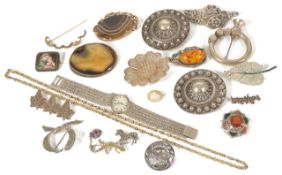A good collection of Victorian and later silver, gold and other jewellery to include tiny Georgian