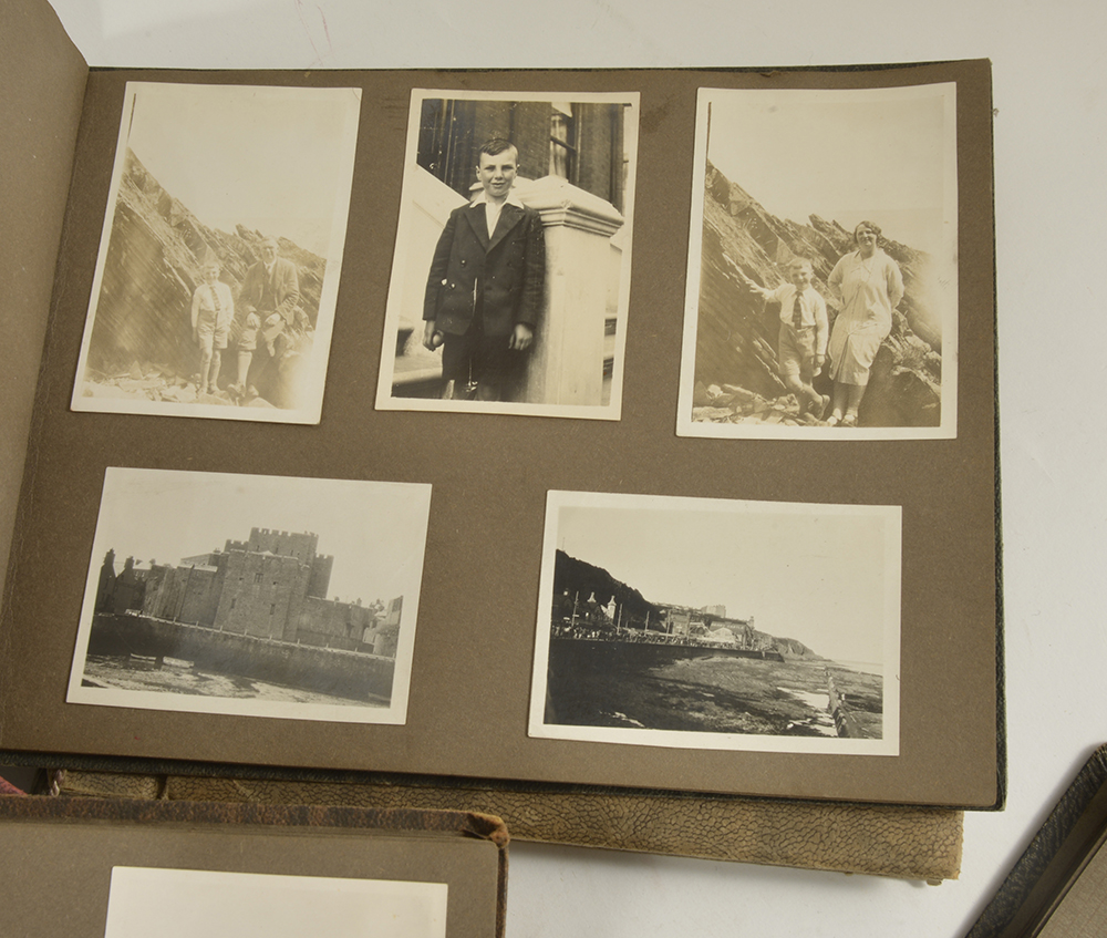 A collection of black and white photograph and greeting card albums, 1930'scomprising photographs of - Image 3 of 4