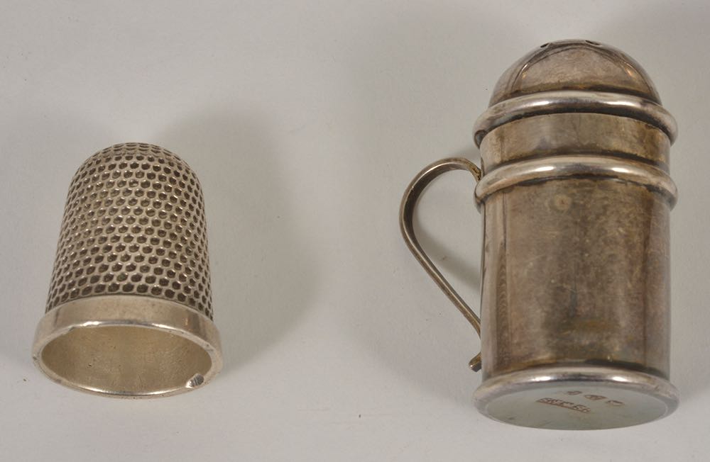 Three silver serving spoons, silver thimble and miniature silver siftera George IV silver serving - Image 2 of 2