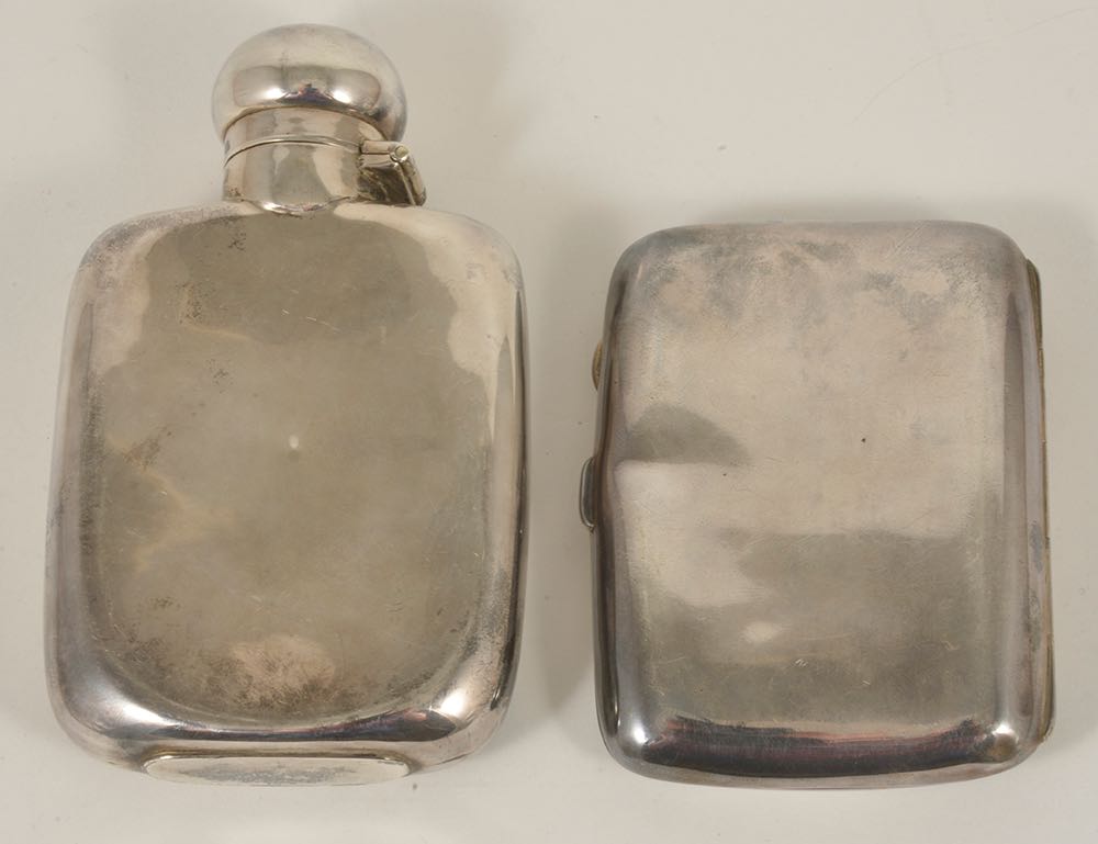 A silver hip flask and a silver cigarette case, Birmingham 1922the hip flask of typical form with - Image 2 of 2