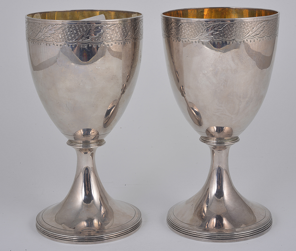 Two impressive George III silver and silver gilt goblets - Image 2 of 4