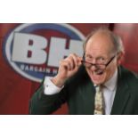 A tour of the BBC Casualty set with Bargain Hunt expert Charlie Ross