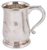 A contemporary Mappin & Webb silver tankard, hallmarked Sheffield 1975