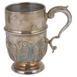 A George V silver christening cup, hallmarked Birmingham 1910