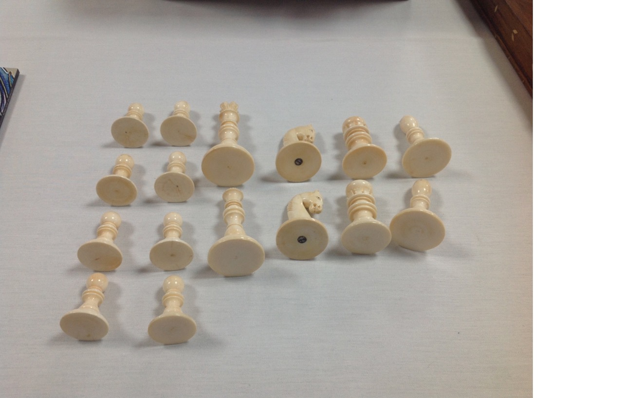 A late 19th/early 20th century coromandel and ivory chess set and later boardthe turned ivory and - Image 7 of 13