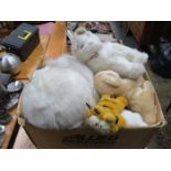 BOX OF VARIOUS MODERN TEDDY BEARS