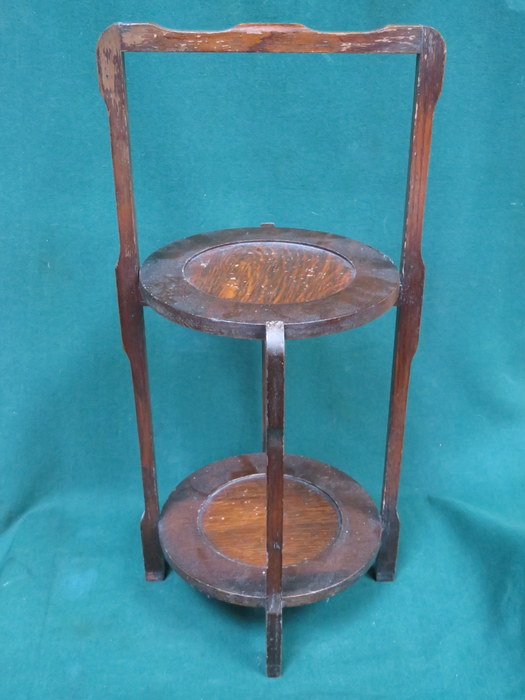 SMALL OAK FOLDING CAKE STAND