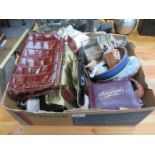 SUNDRY LOT INCLUDING VINTAGE BAGS, POSTCARDS, BUTTONS,