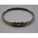 9ct GOLD SNAP BANGLE SET WITH AMETHYST COLOURED STONES