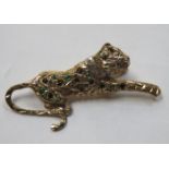 HALLMARKED YELLOW METAL LEOPARD BROOCH SET WITH VARIOUS STONES