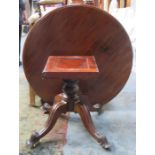 VICTORIAN CIRCULAR TILT TOP BREAKFAST TABLE ON QUADRAFOIL SUPPORTS