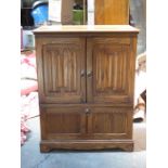 OAK PRIORY STYLE TELEVISION CABINET