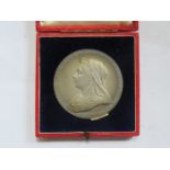 CASED 1837-1897 SILVER QUEEN VICTORIA DIAMOND ANNIVERSARY COMMEMORATIVE MEDALLION