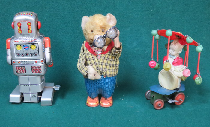 THREE VINTAGE WIND-UP TOYS