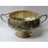 HALLMARKED SILVER ART NOUVEAU REPOUSSE DECORATED STEMMED TWO HANDLED BOWL, LONDON ASSAY, DATED 1903,