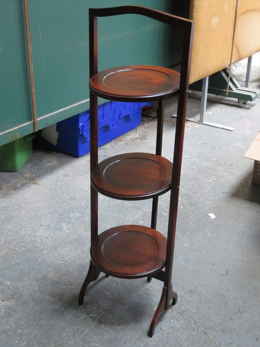 MAHOGANY THREE TIER CAKE STAND