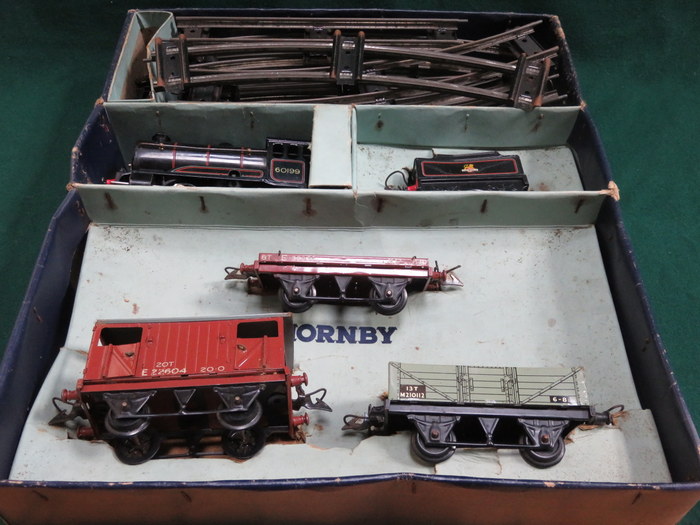 HORNBY O GAUGE 1940s/50s 60199 BR TENDER ENGINE FREIGHT SET