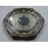 HALLMARKED SILVER WAVE EDGED SALVER, CHESTER ASSAY, DATED 1909,