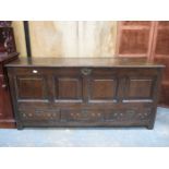 LARGE ANTIQUE OAK COFFER