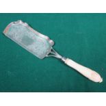 HALLMARKED SILVER BONE HANDLED CRUMB SCOOP,