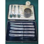 SUNDRY LOT INCLUDING SILVER SPOONS, SILVER HANDLED KNIVES,