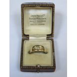 18ct GOLD FIVE STONE DIAMOND RING