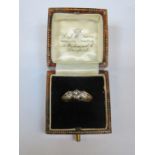 UNHALLMARKED GOLD LADIES THREE STONE DIAMOND RING