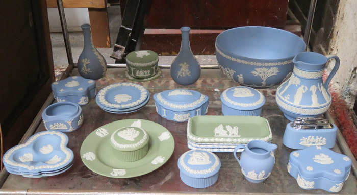 PARCEL OF WEDGWOOD JASPERWARE