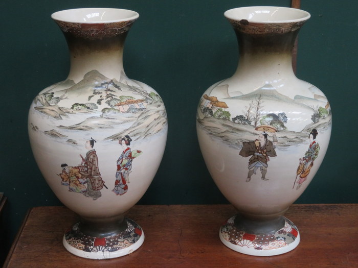 PAIR OF JAPANESE HANDPAINTED CERAMICS VASES APPROXIMATELY 40cm HIGH