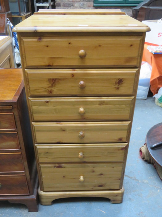 MODERN PINE EFFECT SIX DRAWER CHEST