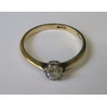 18ct GOLD DRESS RING SET WITH SINGLE CLEAR STONE